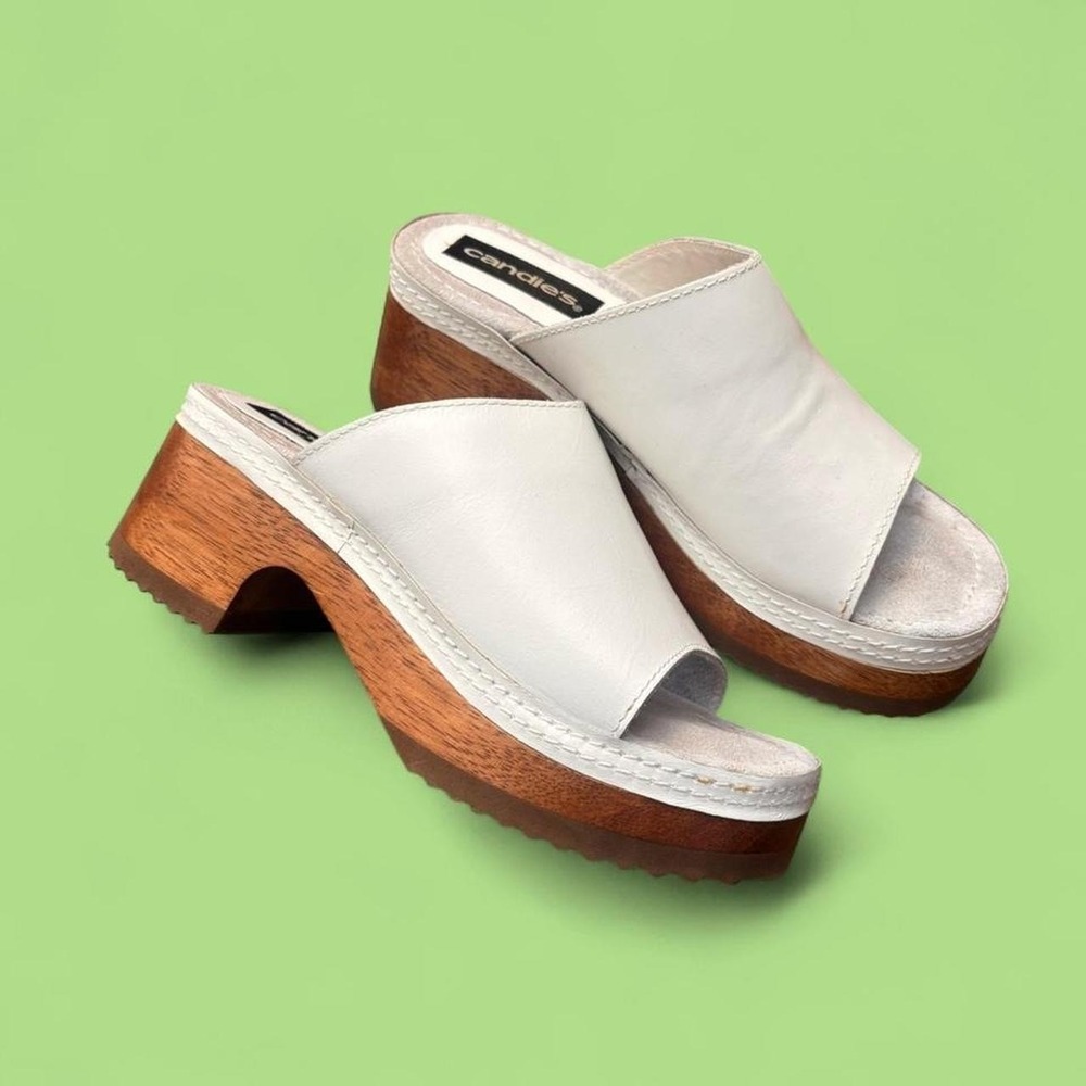 Vintage Y2K Candies White Leather Wooden Heel Pump Slip on Sandal Shoe